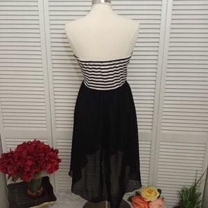 Deb Dresses - Deb strapless black and white stripe chiffon dress Deb Dresses - Deb strapless black and white stripe chiffon dress